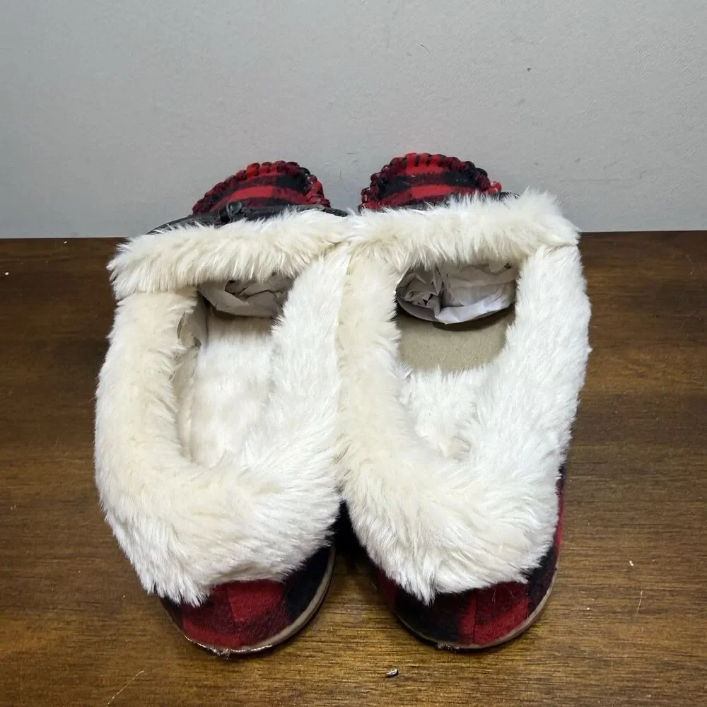 J Crew Red & Black  Buffalo Plaid Faux-Shearling Moccasin Slippers Size 9 NWOT